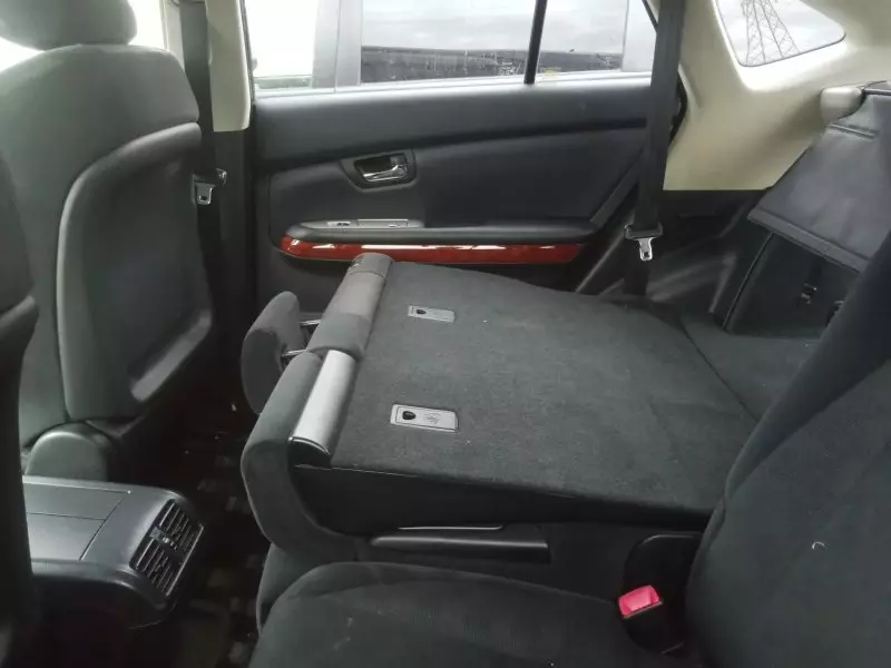 Toyota Harrier   - 2012