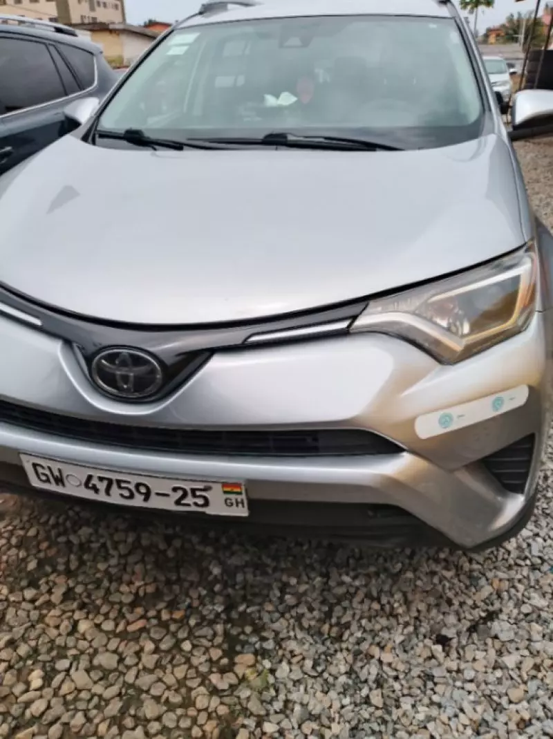 Toyota Rav4   - 2017
