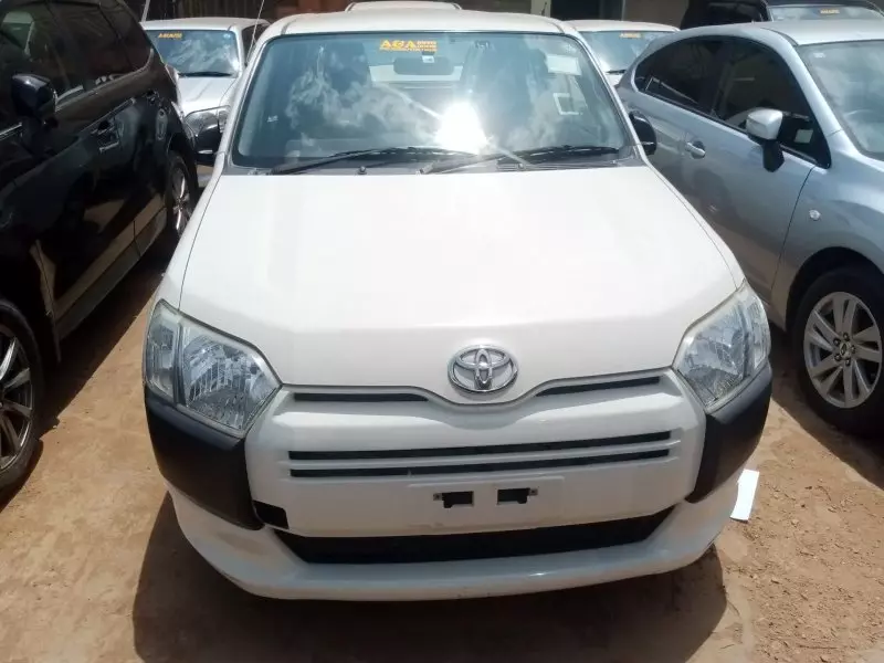 Toyota Succeed    - 2016