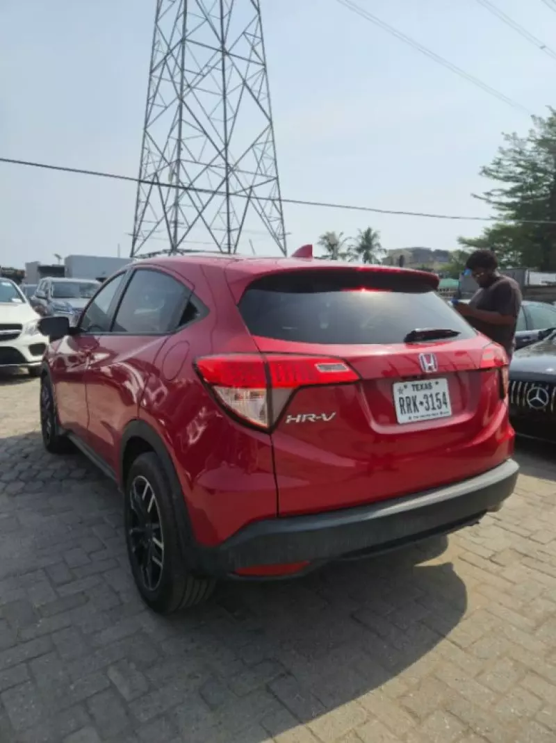 Honda HR-V   - 2016