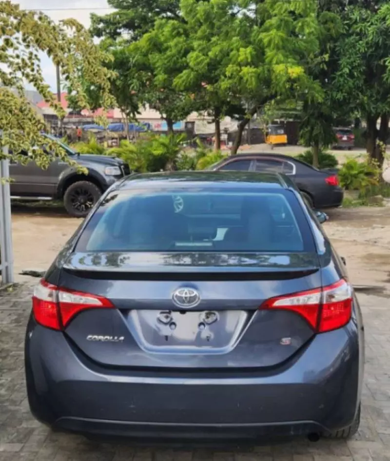 TOYOTA Corolla   - 2014