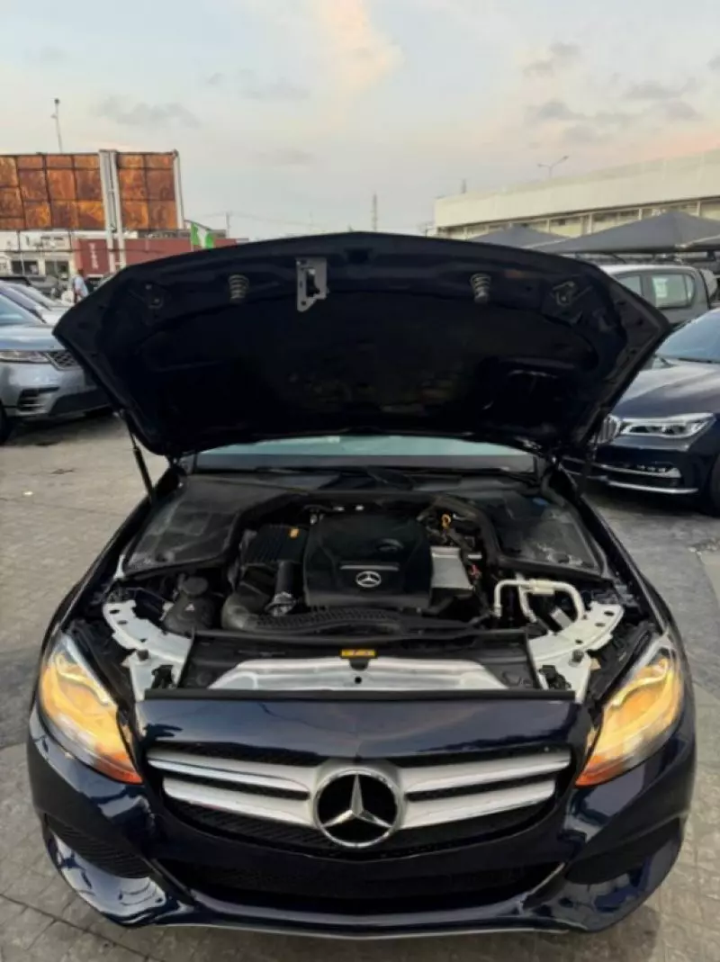 Mercedes-Benz C 300   - 2017