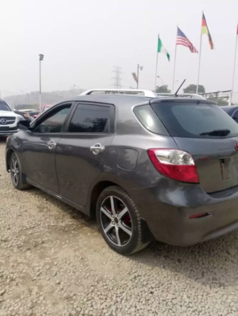 Toyota Corolla Matrix   - 2009