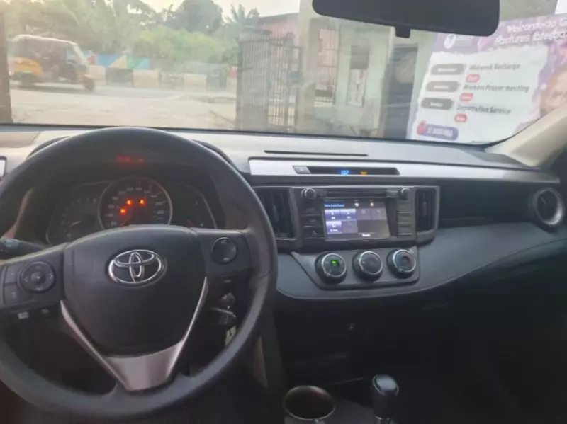 Toyota RAV 4   - 2016