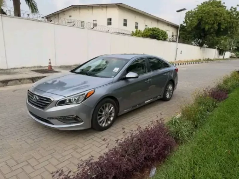 Hyundai Sonata   - 2016