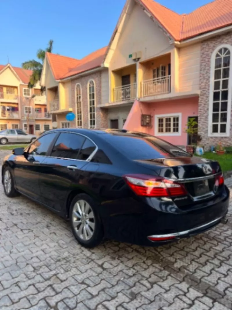 Honda Accord   - 2014