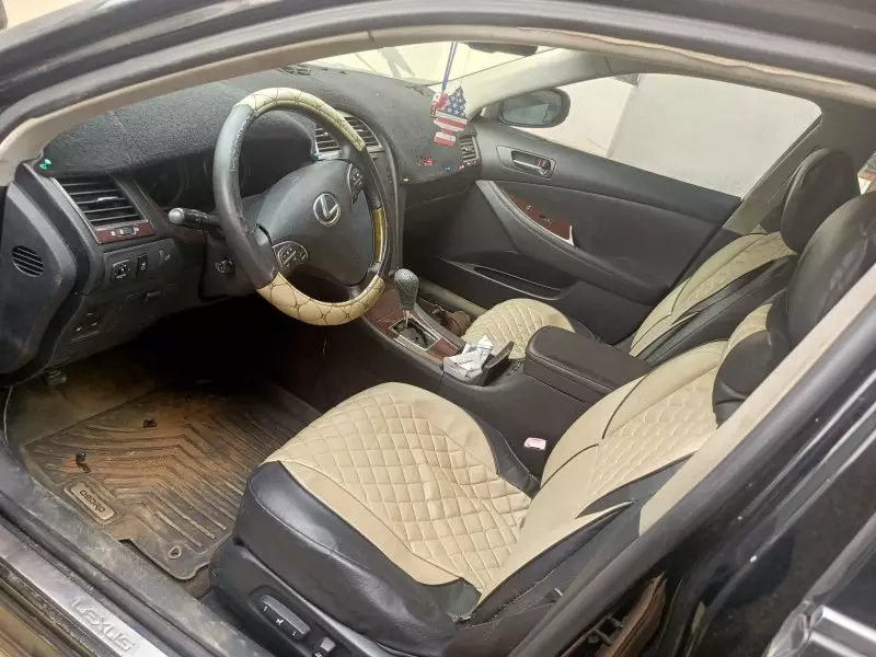 Lexus ES - 2010
