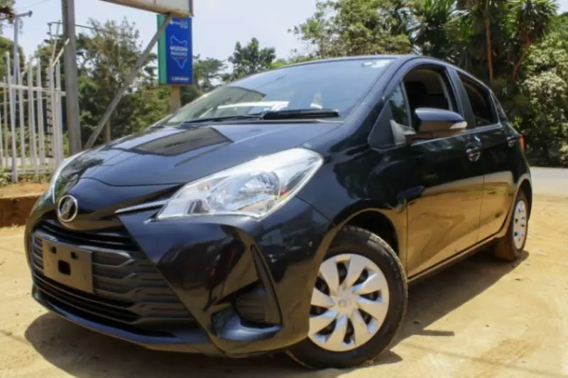 Toyota Vitz   - 2018
