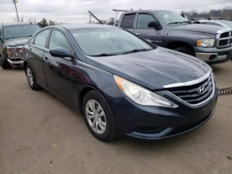 Hyundai Sonata   - 2011