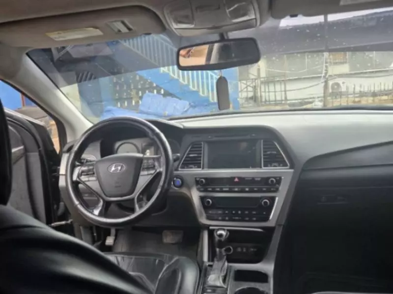 Hyundai Sonata   - 2015