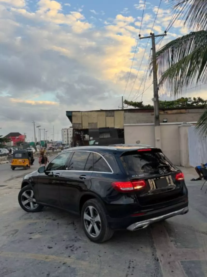 Mercedes-Benz GLC 300 - 2017