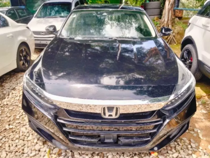 Honda Accord   - 2018