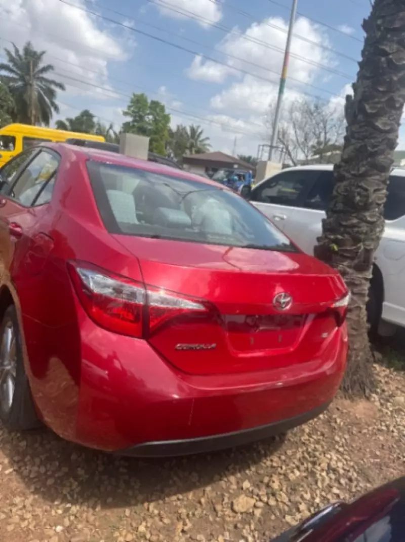 Toyota Corolla   - 2013