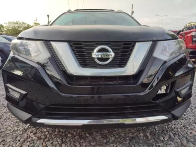 Nissan Rogue   - 2016