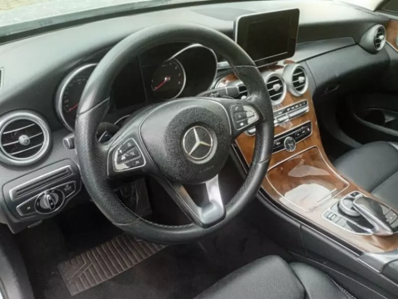 Mercedes-Benz C 300   - 2015