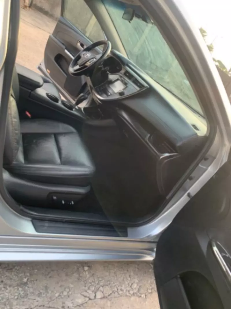 Toyota Avalon   - 2016