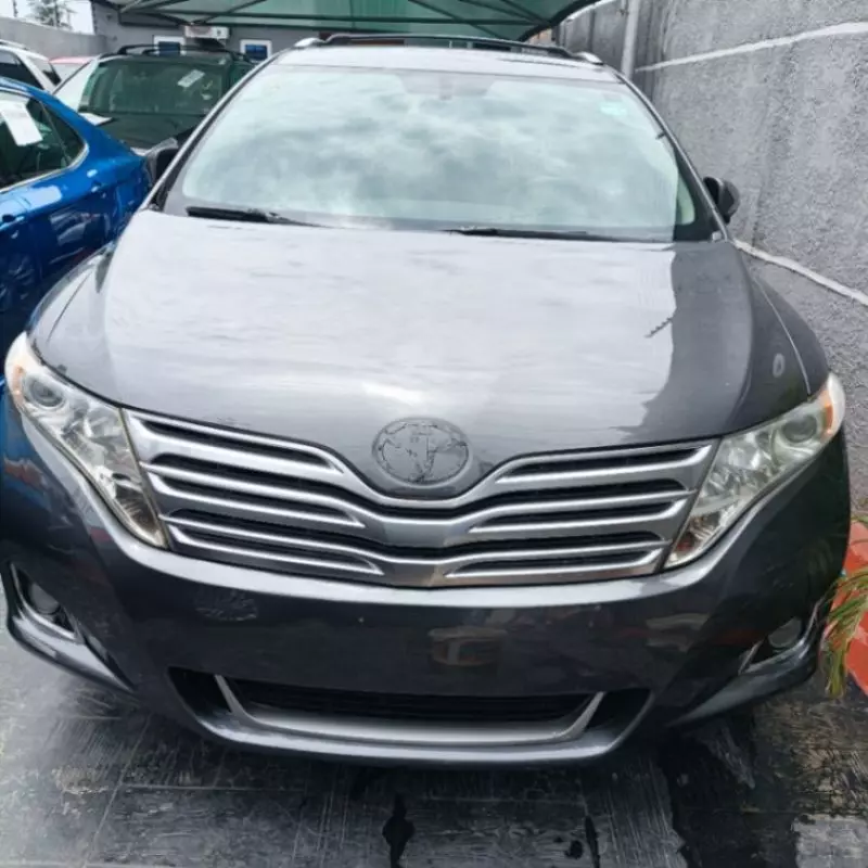 Toyota Venza   - 2013
