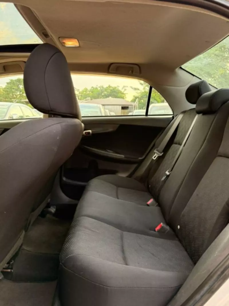TOYOTA Corolla - 2009
