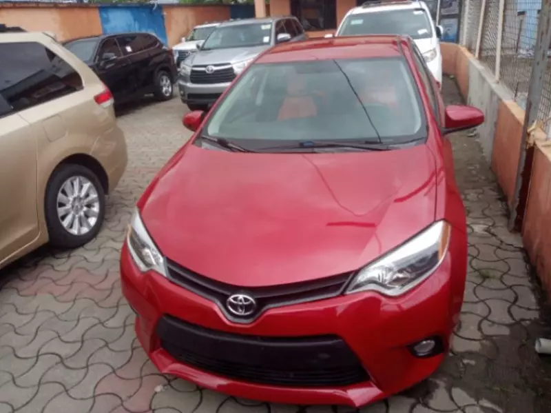 Toyota Corolla   - 2015