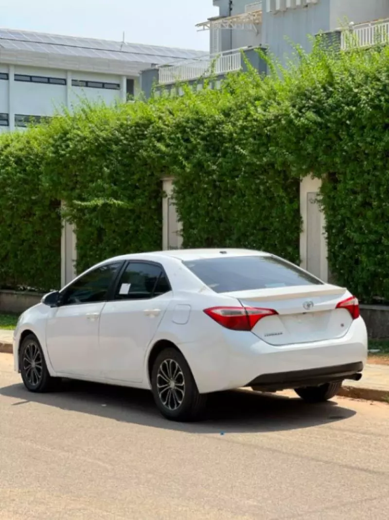 TOYOTA Corolla   - 2014