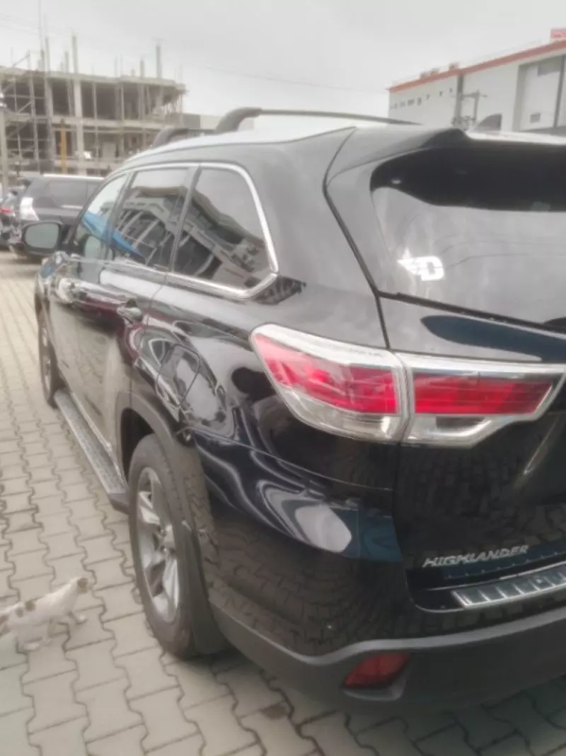 TOYOTA Highlander - 2014