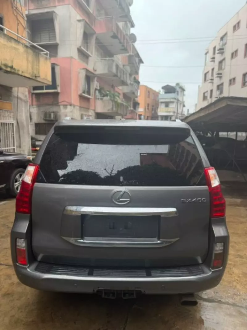 Lexus GX 460   - 2012