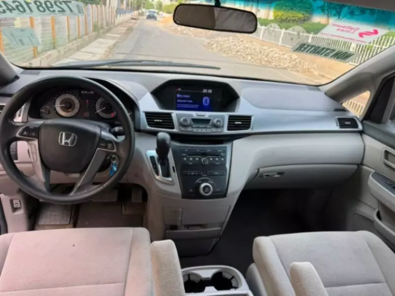 Honda Odyssey   - 2012