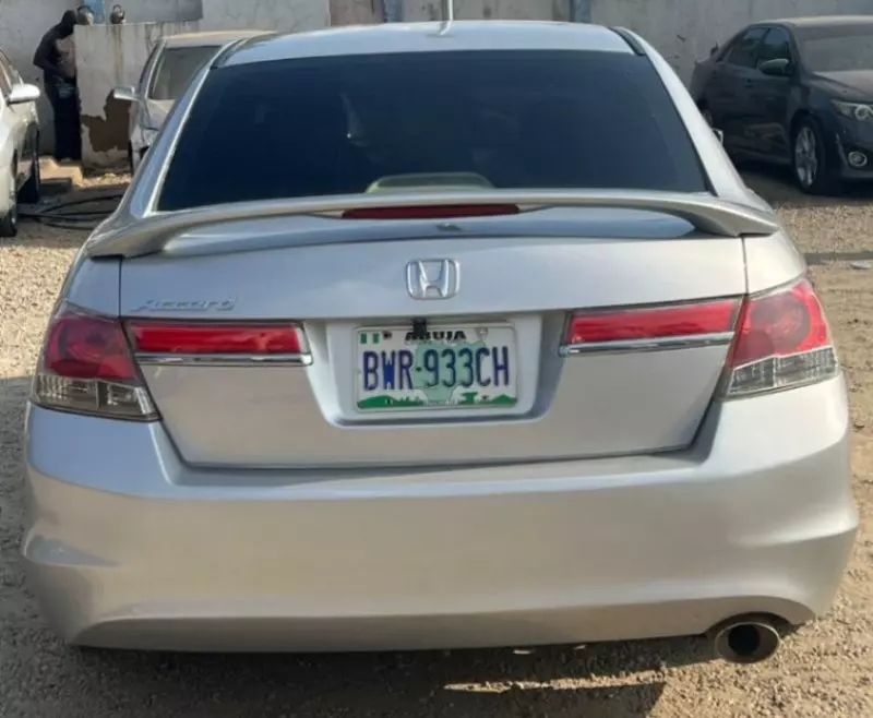 Honda Accord   - 2011