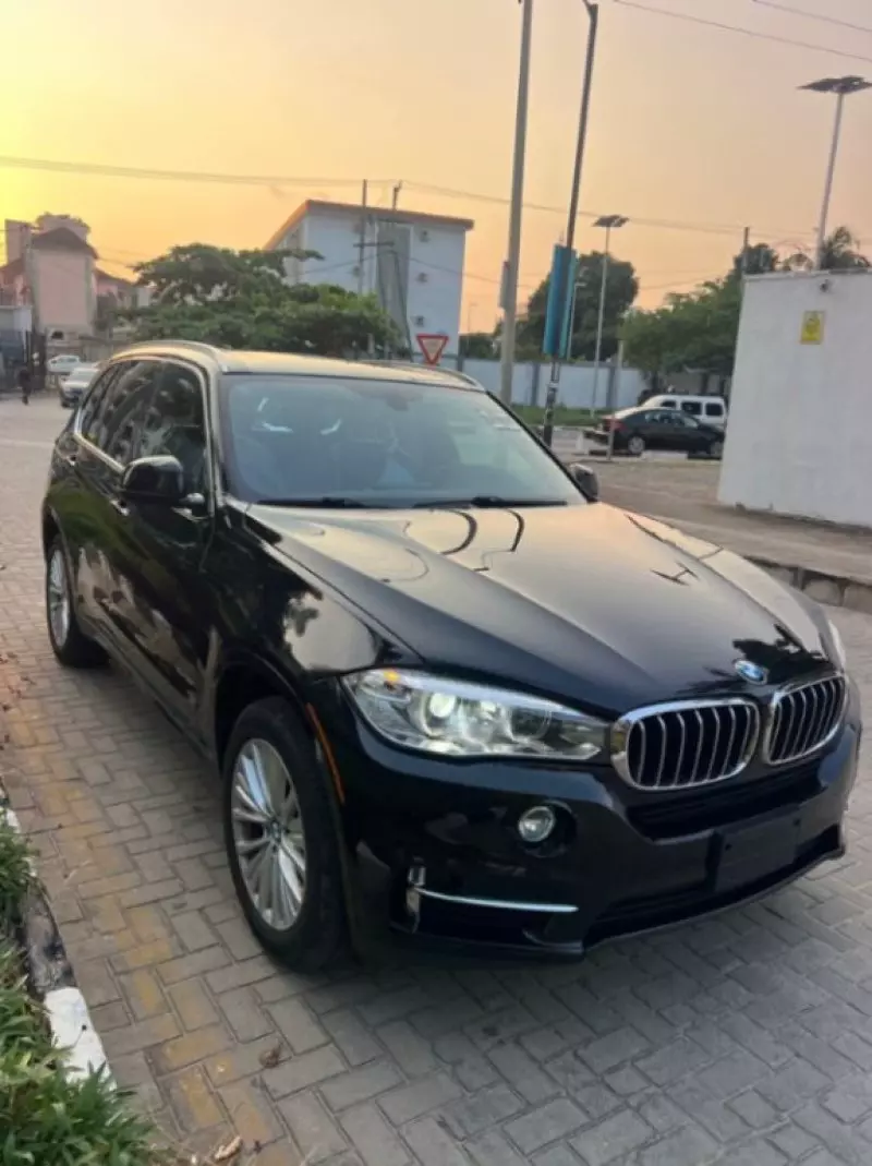 BMW X5   - 2019