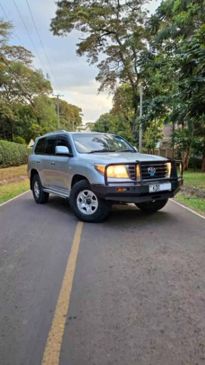 TOYOTA Land Cruiser   - 2009