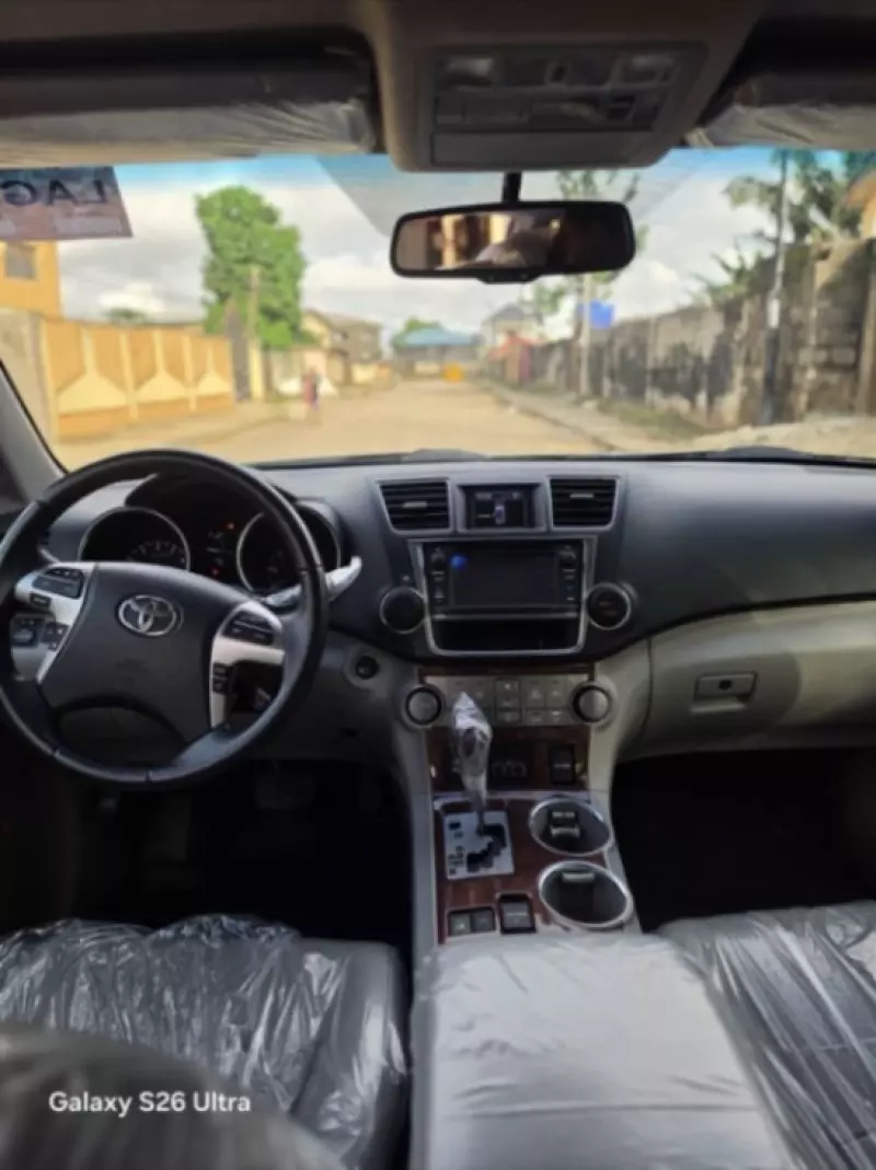 TOYOTA Highlander - 2014