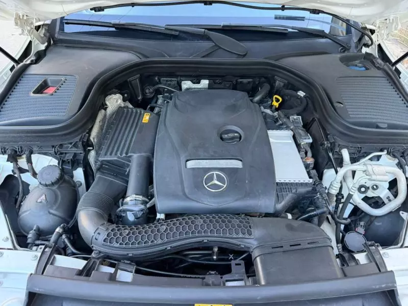 Mercedes-Benz GLC 300   - 2019