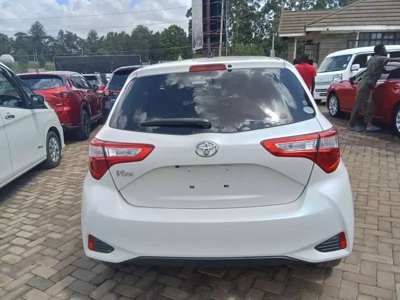 Toyota Vitz   - 2019