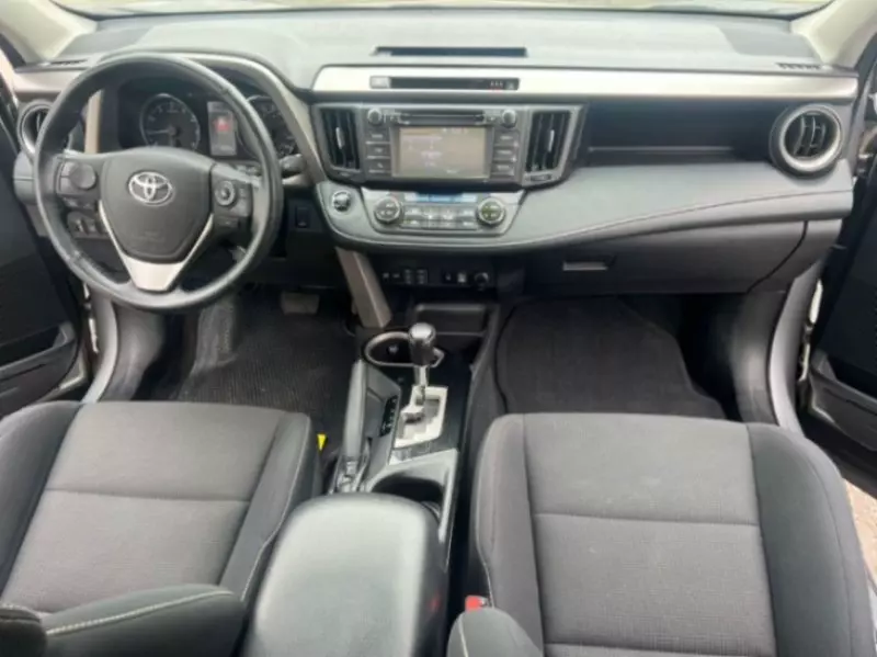 Toyota RAV4   - 2018