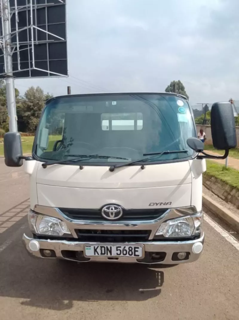 TOYOTA Dyna   - 2016