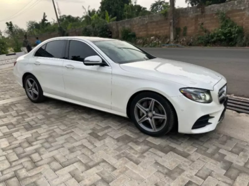 Mercedes-Benz 400   - 2017