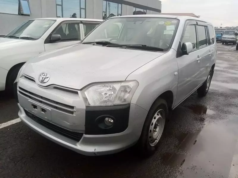 Toyota Succeed    - 2017