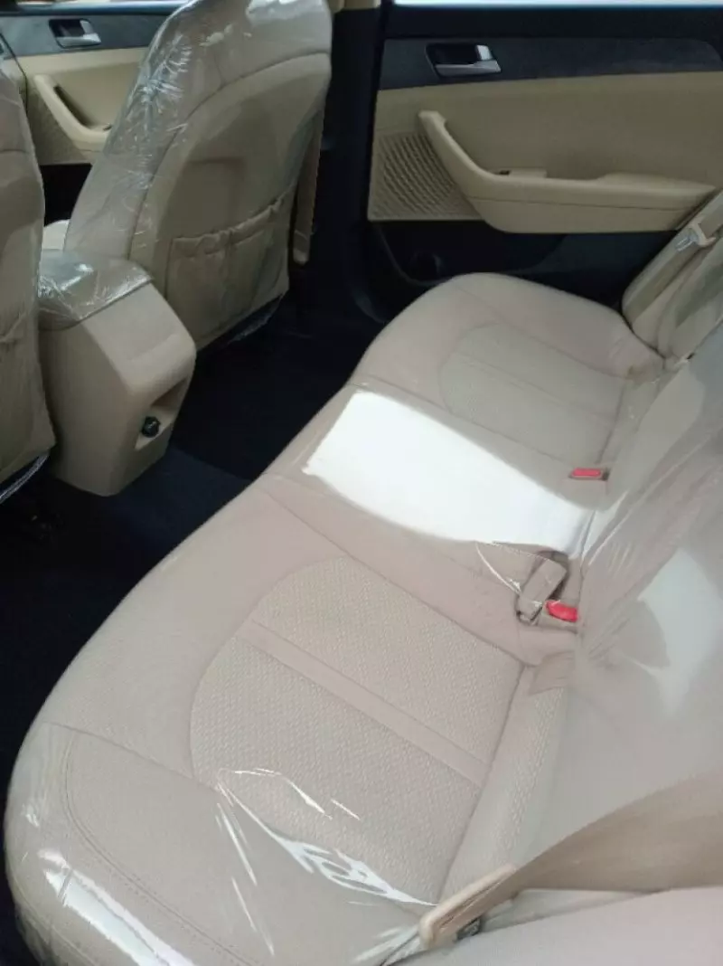 Hyundai Sonata   - 2015