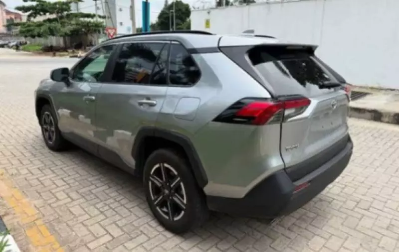 TOYOTA RAV4   - 2014