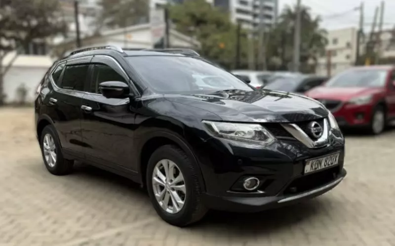 Nissan X-Trail   - 2016