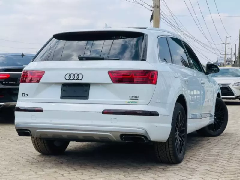 Audi Q7   - 2018