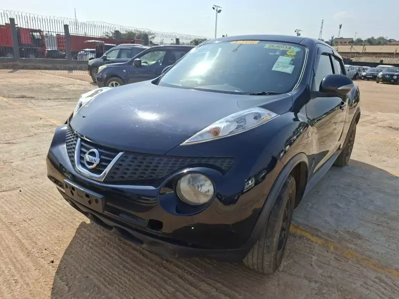 Nissan Juke   - 2012