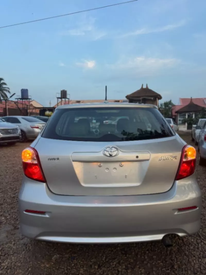 TOYOTA Corolla Matrix - 2009