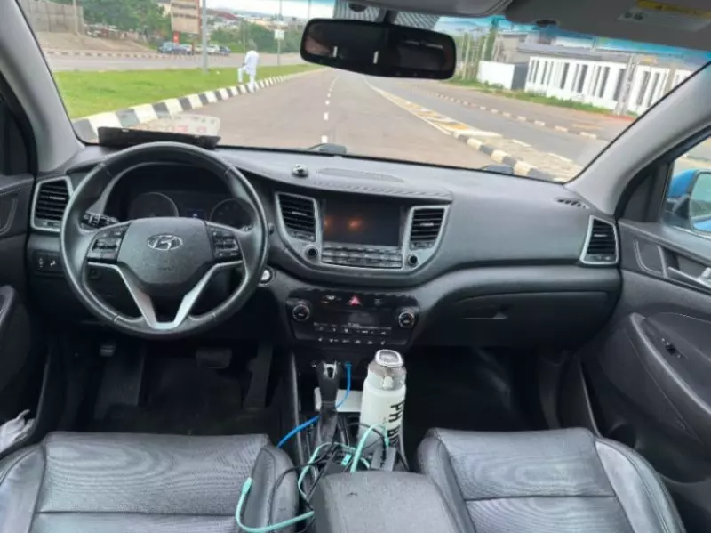 Hyundai Tucson   - 2017