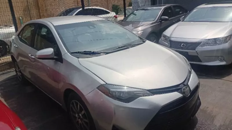 Toyota Corolla   - 2017