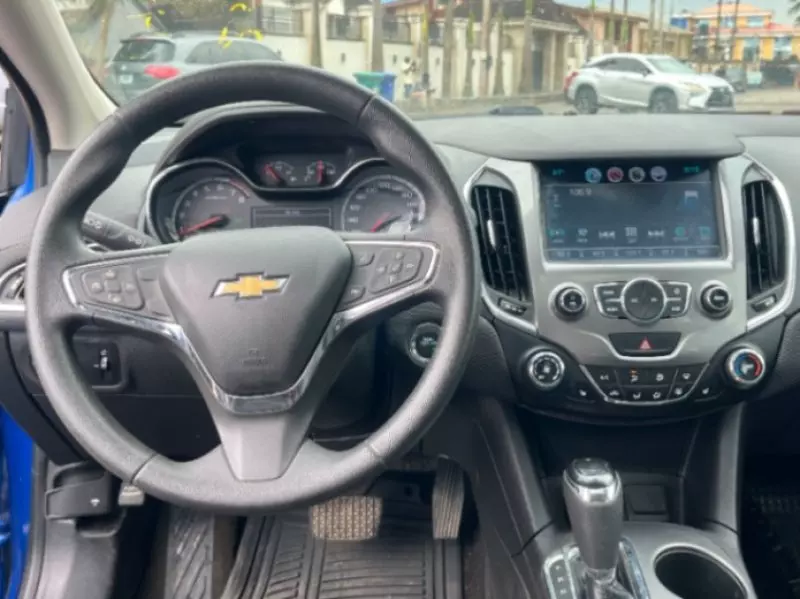 Chevrolet Cruze   - 2017