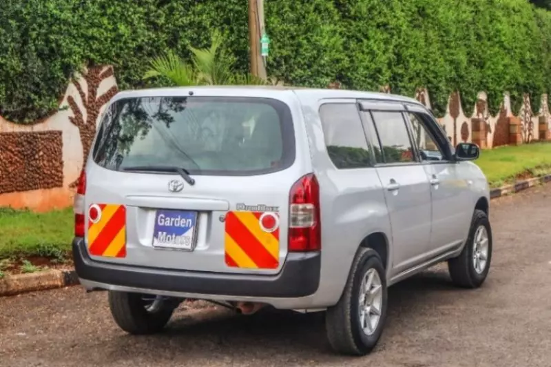 Toyota Probox    - 2016