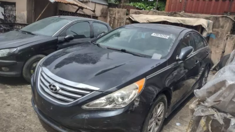Hyundai Sonata   - 2014