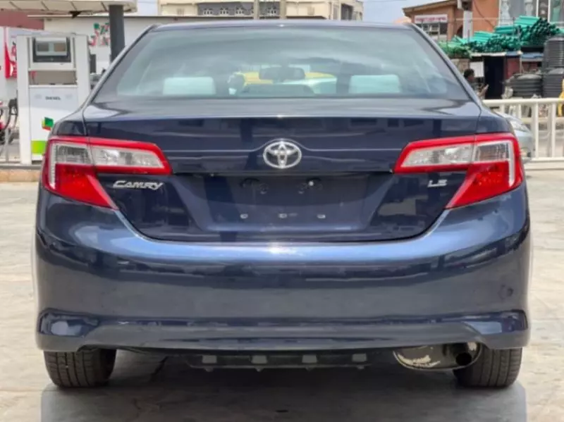 TOYOTA Camry   - 2014