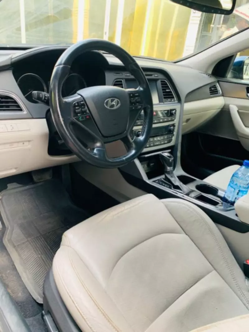 Hyundai Sonata   - 2015